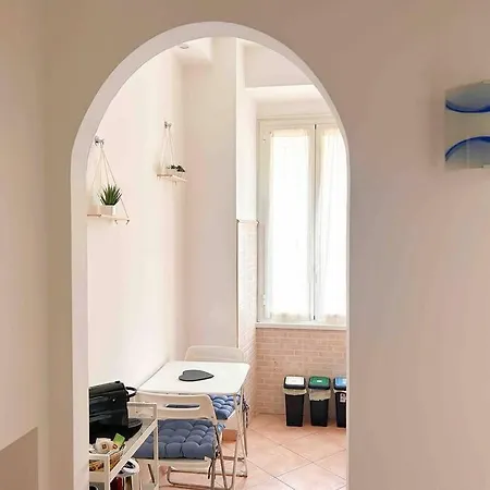 Near The Center With Private Bathroom Apartmán Řím